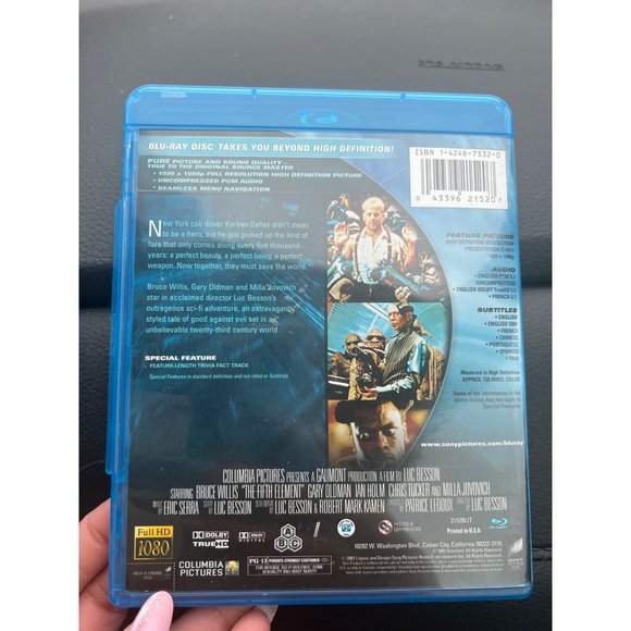 The Fifth Element [Blu-ray] - Picture 2 of 2